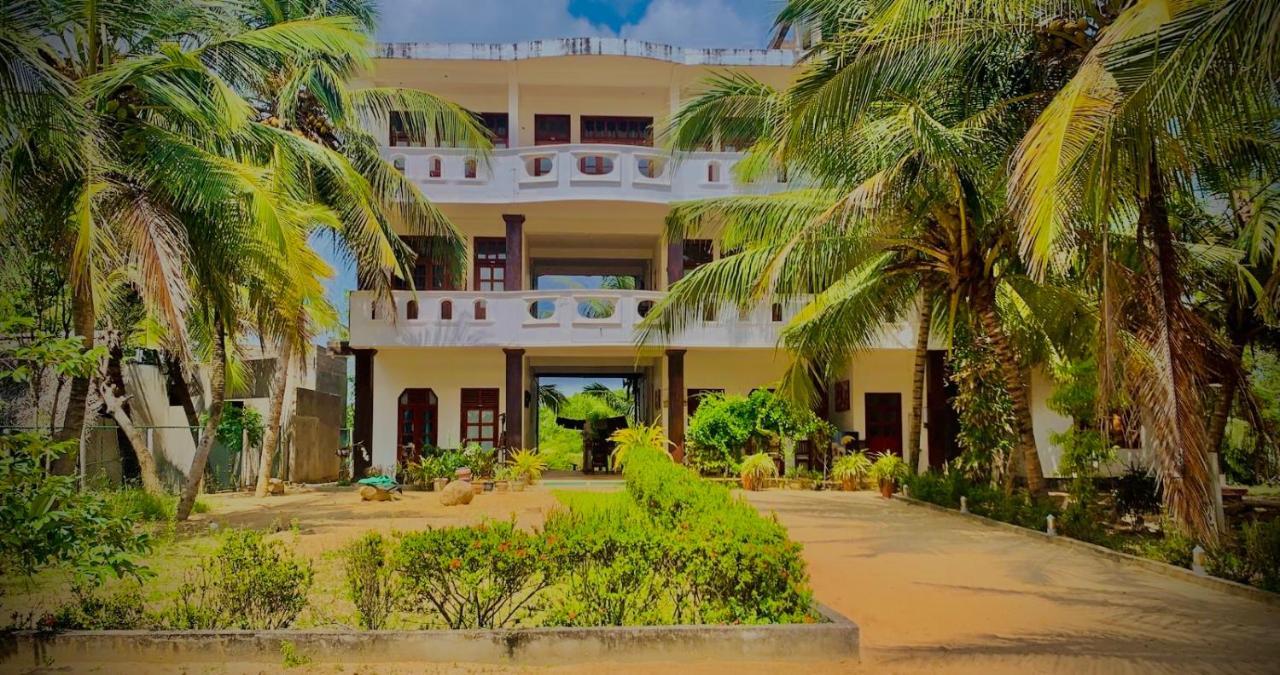 Asha Beach By Moonstone Hotel Tangalle Ngoại thất bức ảnh