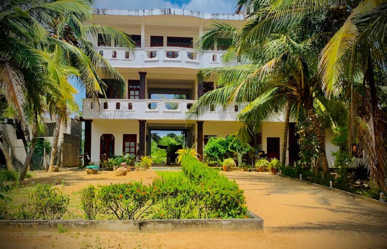 Asha Beach By Moonstone Hotel Tangalle Ngoại thất bức ảnh